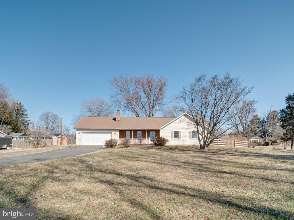 7218 AIRLIE RD, WARRENTON, Virginia 20187, 3 Bedrooms Bedrooms, ,2 BathroomsBathrooms,Residential,For sale,7218 AIRLIE RD,VAFQ2020698 MLS # VAFQ2020698