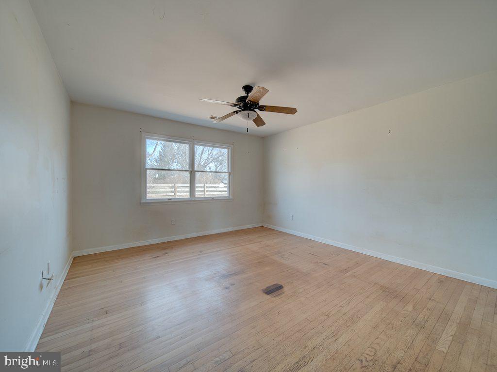 7218 AIRLIE RD, WARRENTON, Virginia 20187, 3 Bedrooms Bedrooms, ,2 BathroomsBathrooms,Residential,For sale,7218 AIRLIE RD,VAFQ2020698 MLS # VAFQ2020698