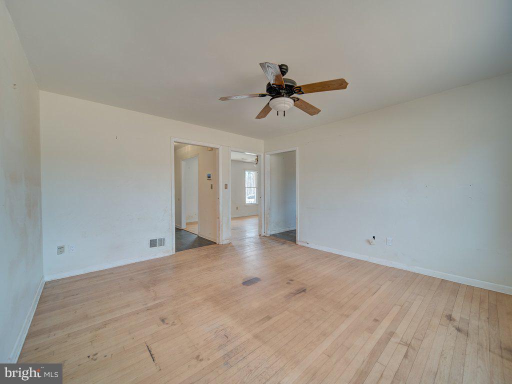 7218 AIRLIE RD, WARRENTON, Virginia 20187, 3 Bedrooms Bedrooms, ,2 BathroomsBathrooms,Residential,For sale,7218 AIRLIE RD,VAFQ2020698 MLS # VAFQ2020698