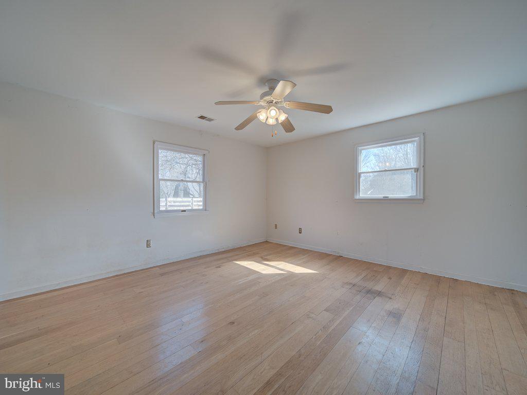 7218 AIRLIE RD, WARRENTON, Virginia 20187, 3 Bedrooms Bedrooms, ,2 BathroomsBathrooms,Residential,For sale,7218 AIRLIE RD,VAFQ2020698 MLS # VAFQ2020698