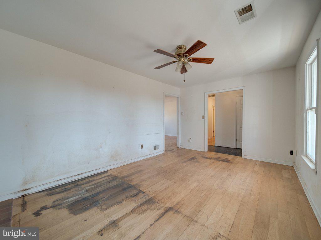 7218 AIRLIE RD, WARRENTON, Virginia 20187, 3 Bedrooms Bedrooms, ,2 BathroomsBathrooms,Residential,For sale,7218 AIRLIE RD,VAFQ2020698 MLS # VAFQ2020698