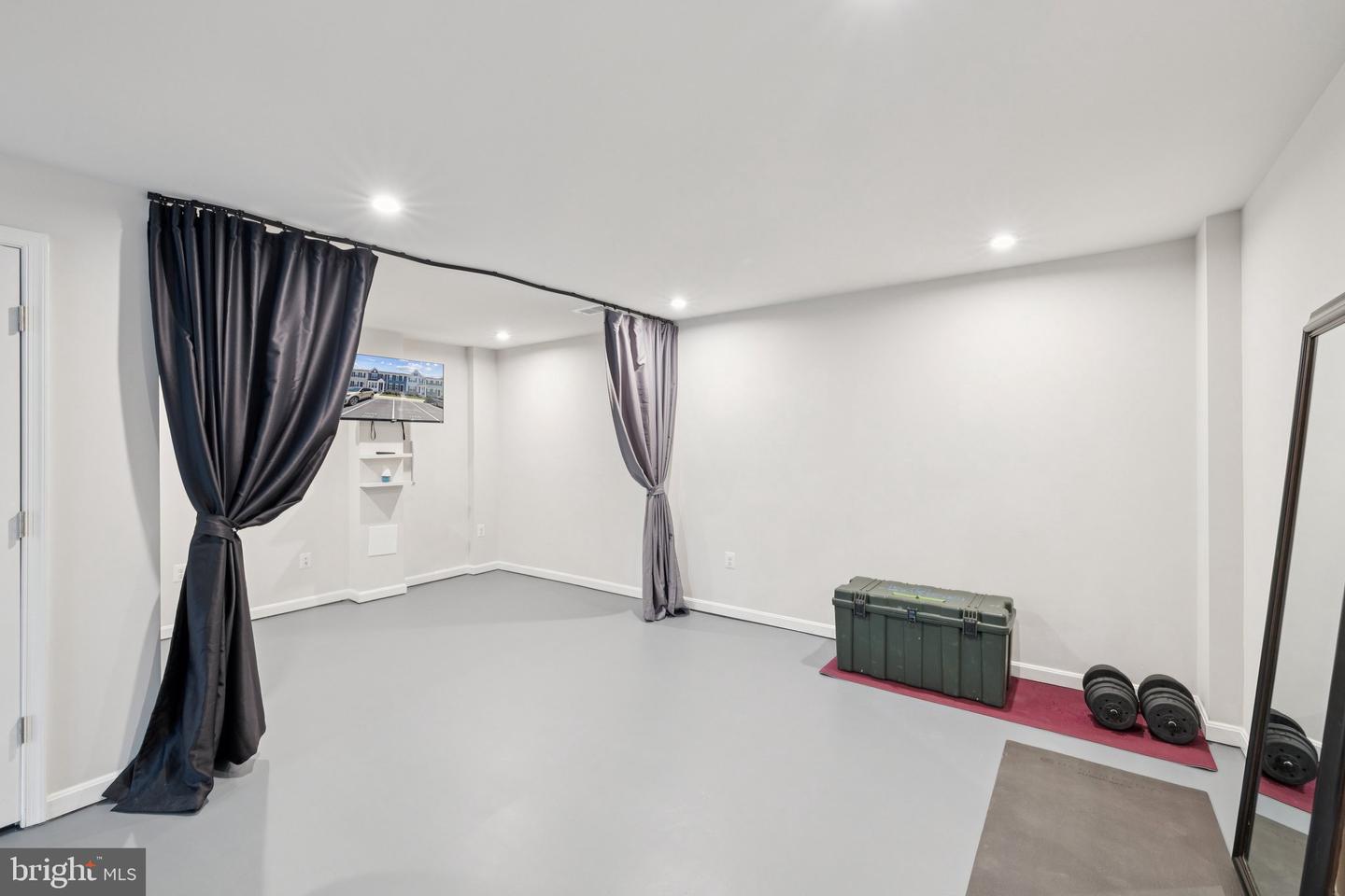 18255 SUMMIT POINTE DR, TRIANGLE, Virginia 22172, 3 Bedrooms Bedrooms, ,3 BathroomsBathrooms,Residential,For sale,18255 SUMMIT POINTE DR,VAPW2113534 MLS # VAPW2113534