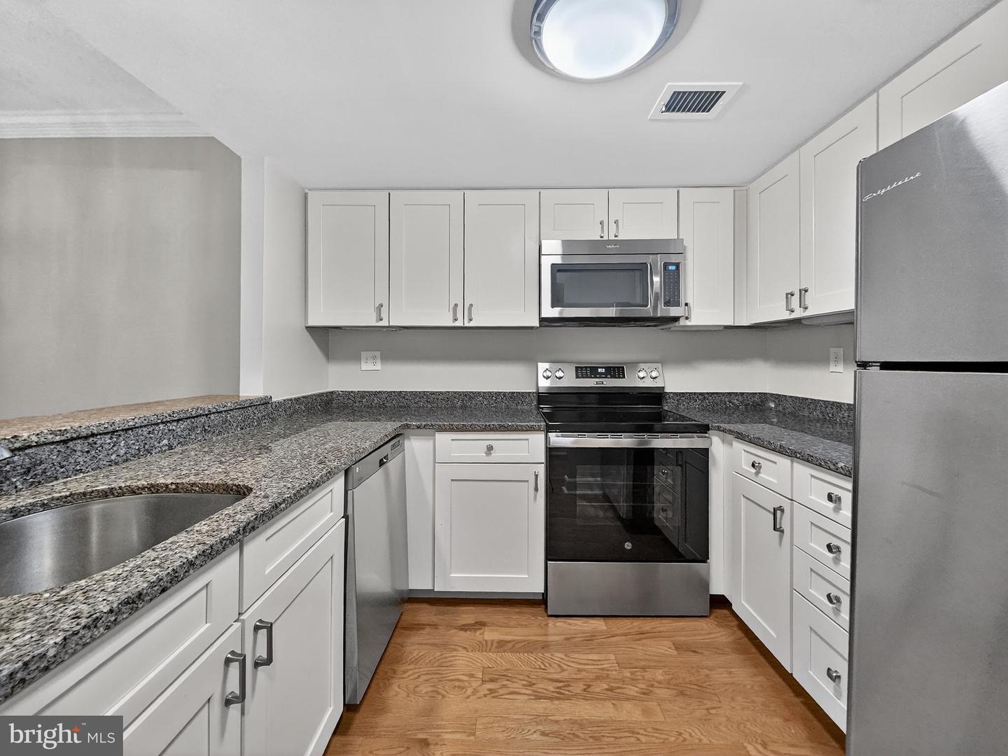 1080 WISCONSIN AVE NW #2020, WASHINGTON, District Of Columbia 20007, 1 Bedroom Bedrooms, ,1 BathroomBathrooms,Residential,For sale,1080 WISCONSIN AVE NW #2020,DCDC2248372 MLS # DCDC2248372