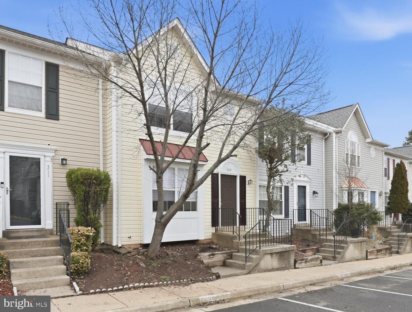 309 MOSEBY CT, MANASSAS PARK, Virginia 20111, 3 Bedrooms Bedrooms, ,2 BathroomsBathrooms,Residential,For sale,309 MOSEBY CT,VAMP2003738 MLS # VAMP2003738 309 MOSEBY CT, MANASSAS PARK, Virginia 20111, 3 Bedrooms Bedrooms, ,2 BathroomsBathrooms,Residential,For sale,309 MOSEBY CT,VAMP2003738 MLS # VAMP2003738