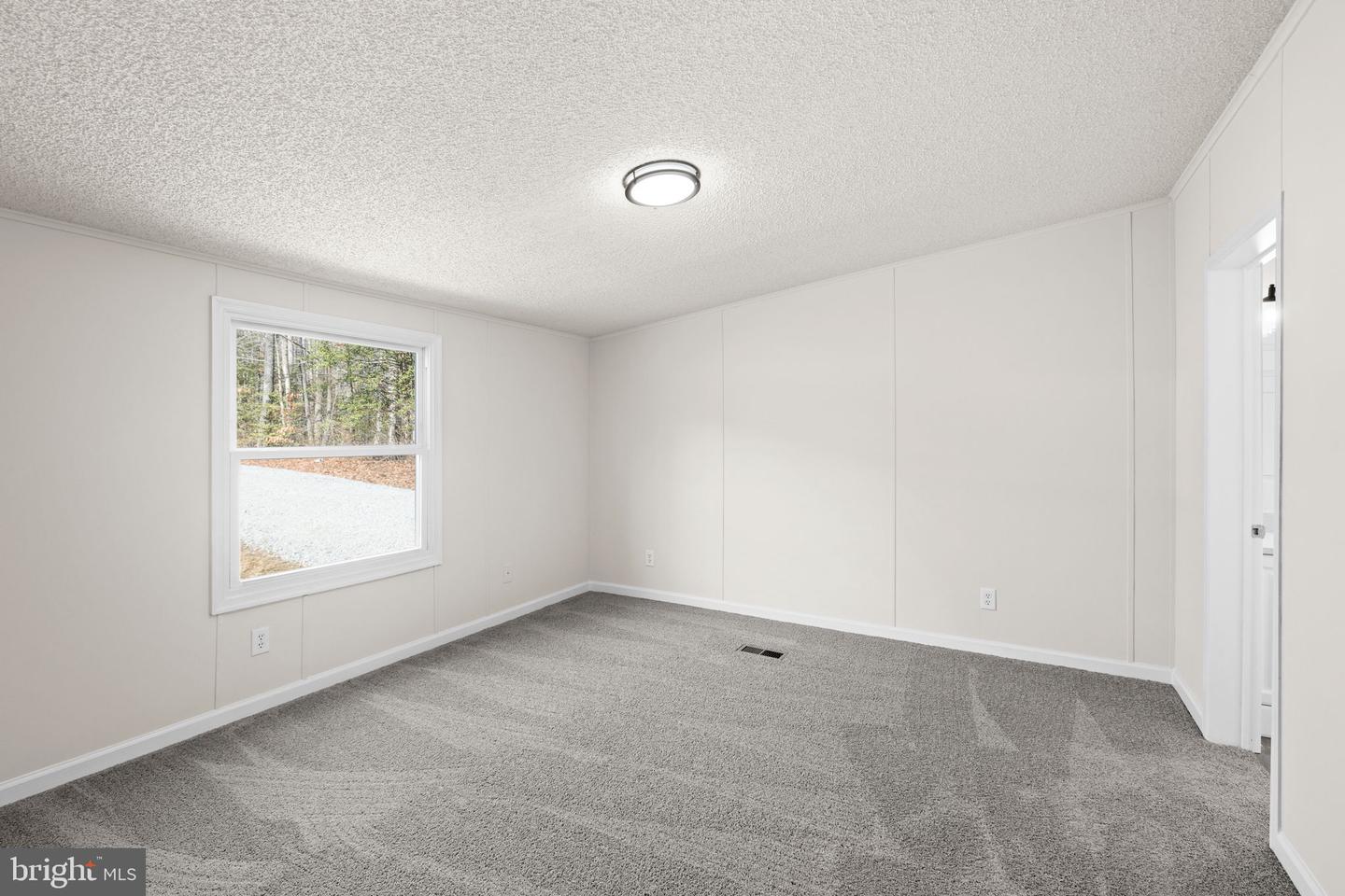 7309 RED FEATHER LN, SPOTSYLVANIA, Virginia 22551, 3 Bedrooms Bedrooms, 8 Rooms Rooms,2 BathroomsBathrooms,Residential,For sale,7309 RED FEATHER LN,VASP2039762 MLS # VASP2039762