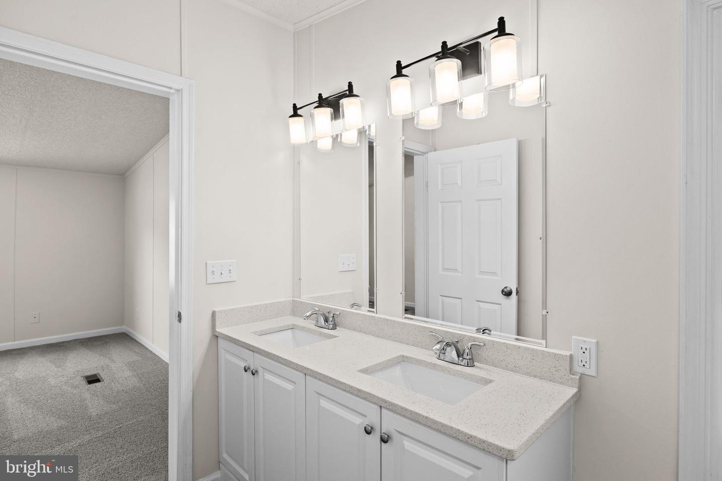 7309 RED FEATHER LN, SPOTSYLVANIA, Virginia 22551, 3 Bedrooms Bedrooms, 8 Rooms Rooms,2 BathroomsBathrooms,Residential,For sale,7309 RED FEATHER LN,VASP2039762 MLS # VASP2039762