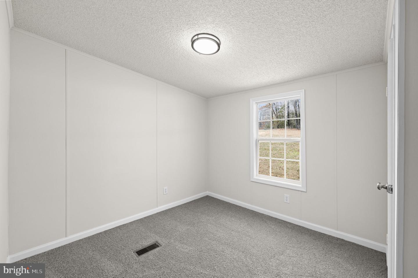 7309 RED FEATHER LN, SPOTSYLVANIA, Virginia 22551, 3 Bedrooms Bedrooms, 8 Rooms Rooms,2 BathroomsBathrooms,Residential,For sale,7309 RED FEATHER LN,VASP2039762 MLS # VASP2039762