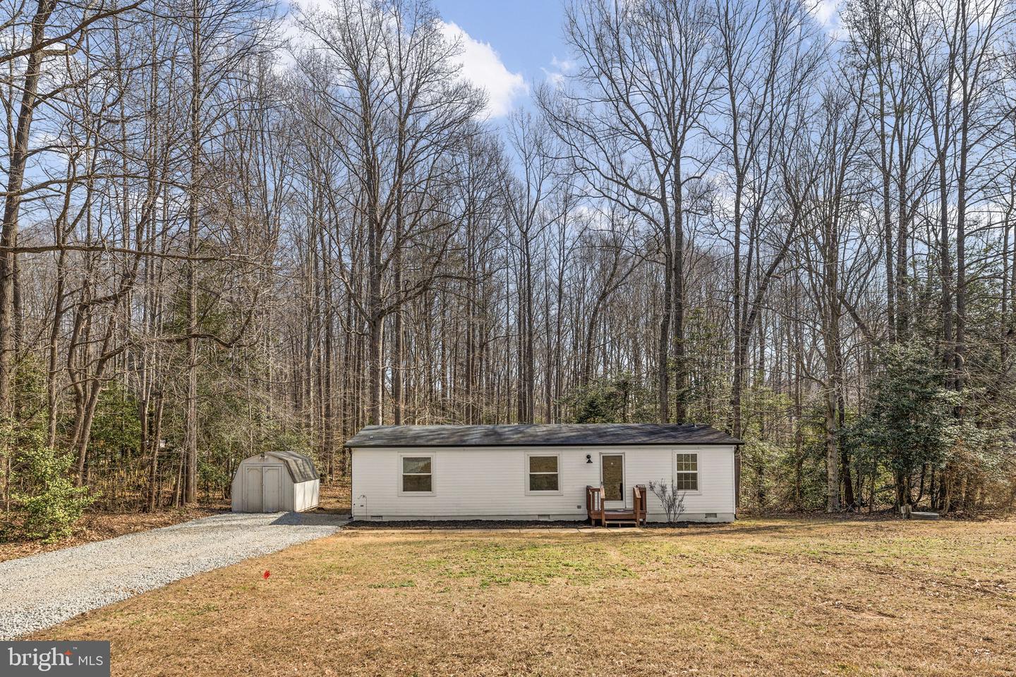 7309 RED FEATHER LN, SPOTSYLVANIA, Virginia 22551, 3 Bedrooms Bedrooms, 8 Rooms Rooms,2 BathroomsBathrooms,Residential,For sale,7309 RED FEATHER LN,VASP2039762 MLS # VASP2039762