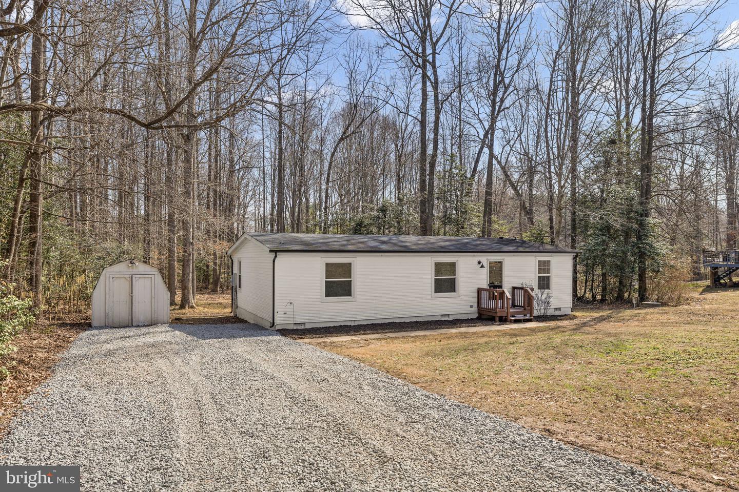 7309 RED FEATHER LN, SPOTSYLVANIA, Virginia 22551, 3 Bedrooms Bedrooms, 8 Rooms Rooms,2 BathroomsBathrooms,Residential,For sale,7309 RED FEATHER LN,VASP2039762 MLS # VASP2039762