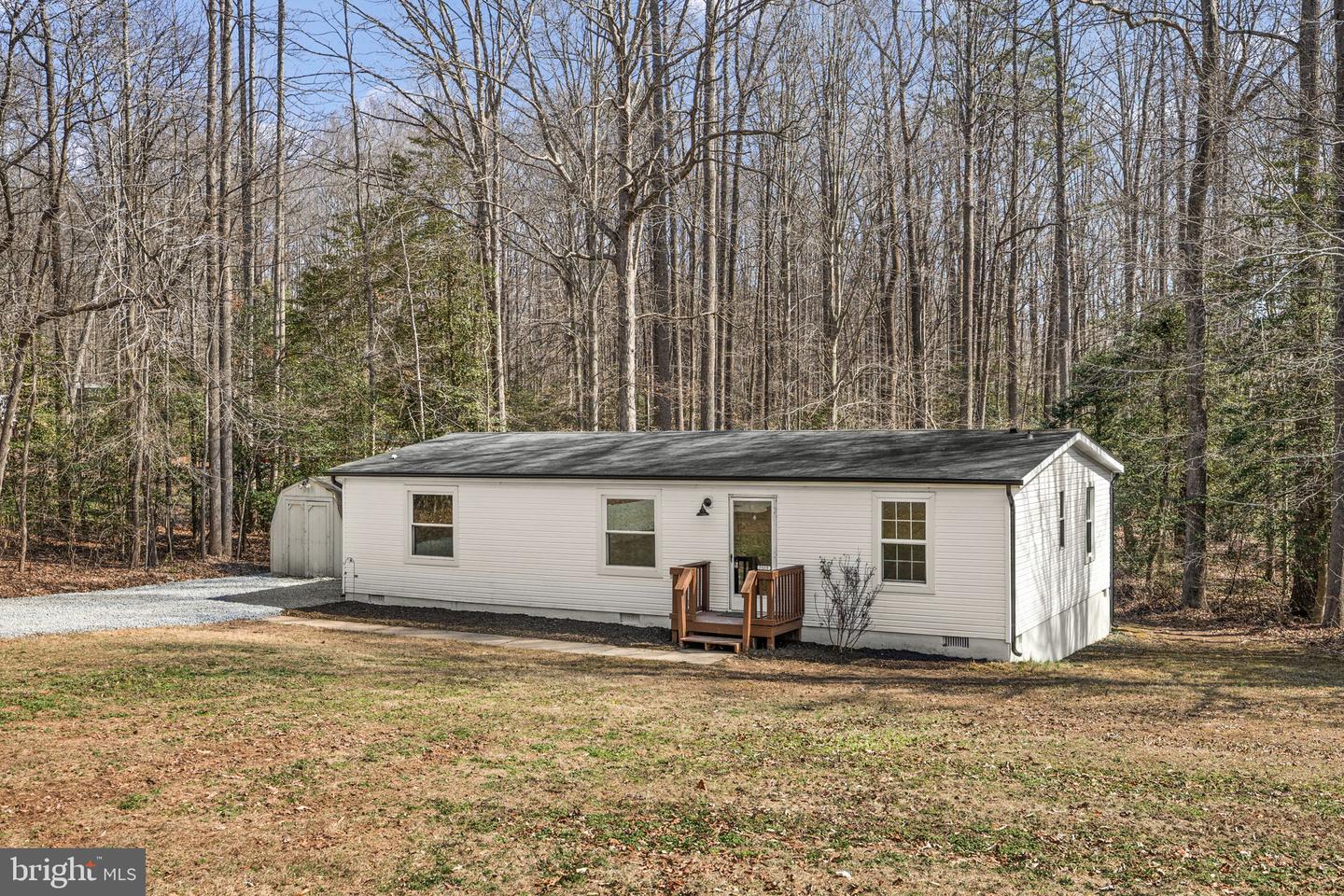 7309 RED FEATHER LN, SPOTSYLVANIA, Virginia 22551, 3 Bedrooms Bedrooms, 8 Rooms Rooms,2 BathroomsBathrooms,Residential,For sale,7309 RED FEATHER LN,VASP2039762 MLS # VASP2039762