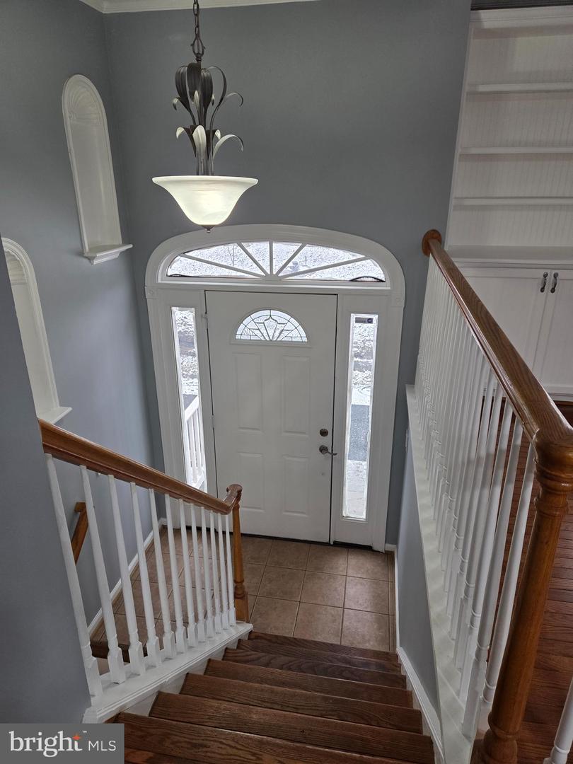 8004 GRACIE DR, MANASSAS, Virginia 20112, 3 Bedrooms Bedrooms, ,2 BathroomsBathrooms,Residential,For sale,8004 GRACIE DR,VAPW2113826 MLS # VAPW2113826