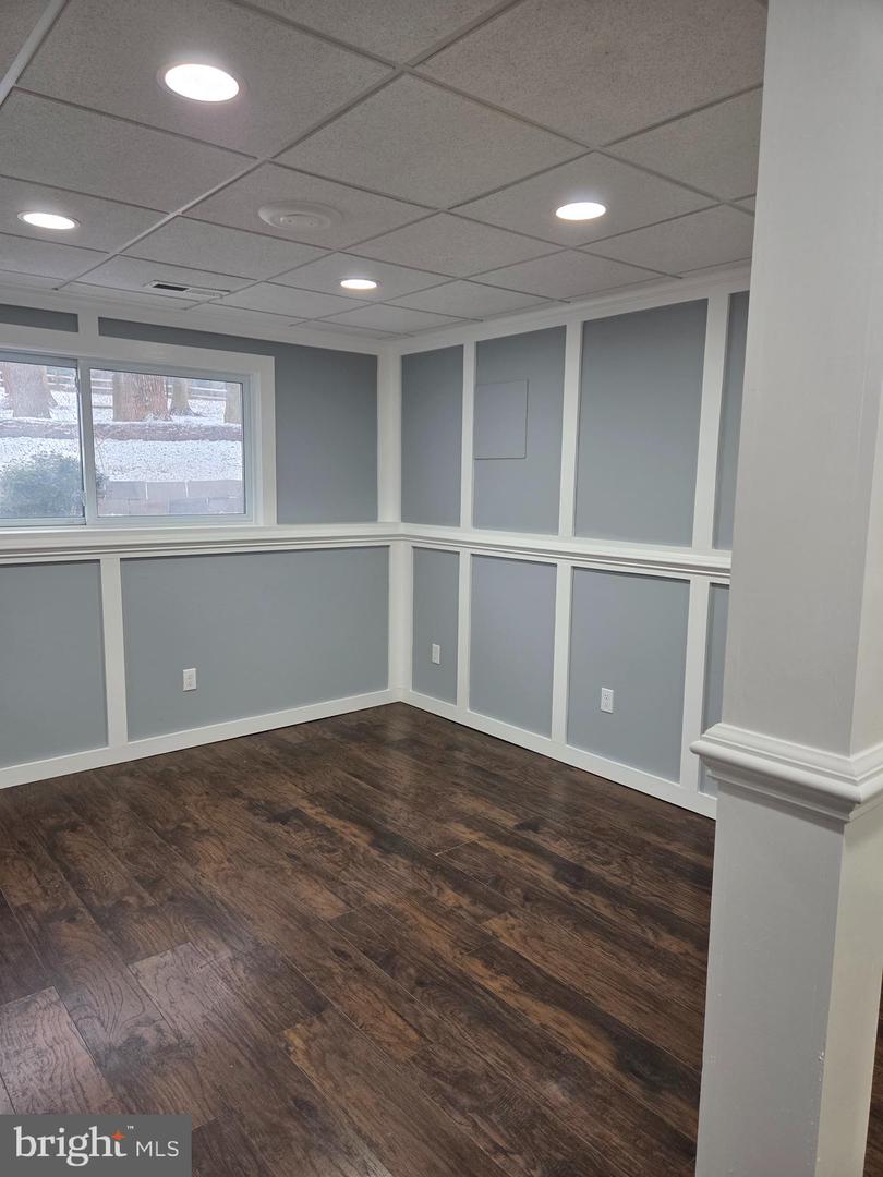 8004 GRACIE DR, MANASSAS, Virginia 20112, 3 Bedrooms Bedrooms, ,2 BathroomsBathrooms,Residential,For sale,8004 GRACIE DR,VAPW2113826 MLS # VAPW2113826