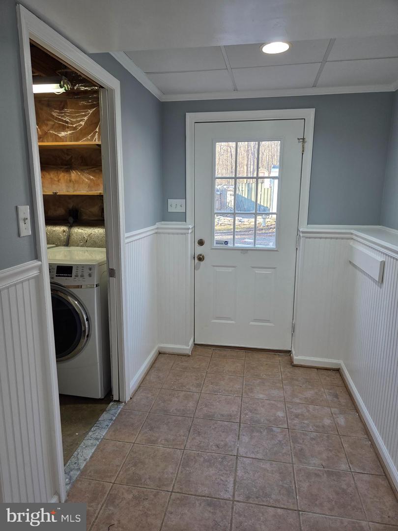 8004 GRACIE DR, MANASSAS, Virginia 20112, 3 Bedrooms Bedrooms, ,2 BathroomsBathrooms,Residential,For sale,8004 GRACIE DR,VAPW2113826 MLS # VAPW2113826