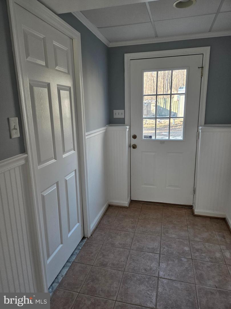 8004 GRACIE DR, MANASSAS, Virginia 20112, 3 Bedrooms Bedrooms, ,2 BathroomsBathrooms,Residential,For sale,8004 GRACIE DR,VAPW2113826 MLS # VAPW2113826