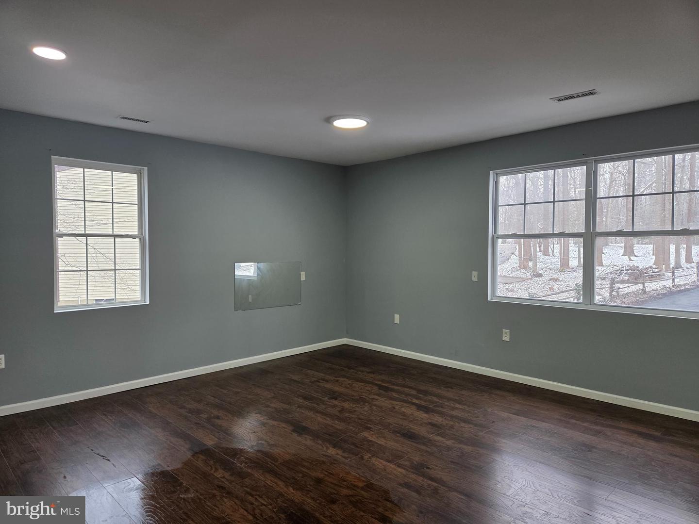 8004 GRACIE DR, MANASSAS, Virginia 20112, 3 Bedrooms Bedrooms, ,2 BathroomsBathrooms,Residential,For sale,8004 GRACIE DR,VAPW2113826 MLS # VAPW2113826