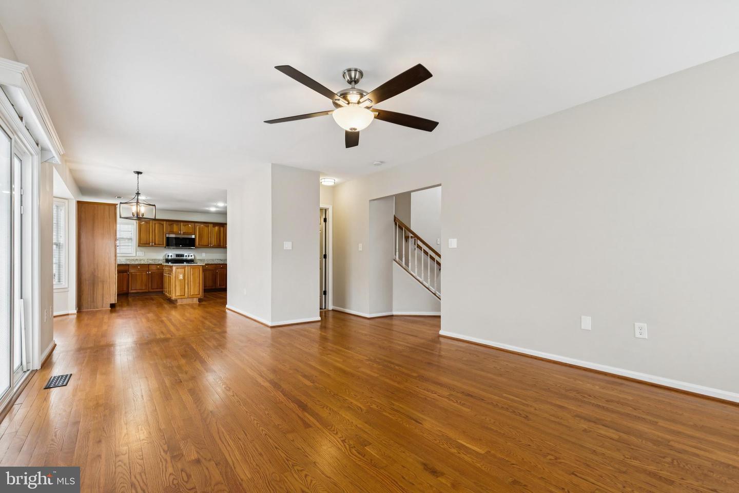 9320 CROSSED SABRES CT, MANASSAS, Virginia 20111, 5 Bedrooms Bedrooms, ,3 BathroomsBathrooms,Residential,For sale,9320 CROSSED SABRES CT,VAPW2113856 MLS # VAPW2113856