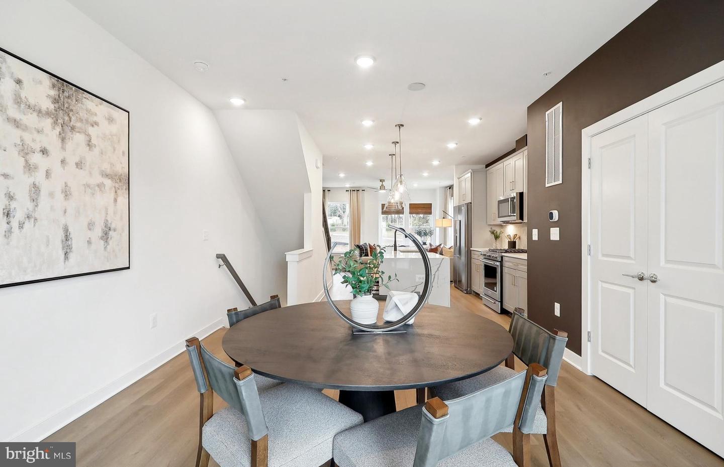 42619 BLACK ANGUS DR, ASHBURN, Virginia 20148, 3 Bedrooms Bedrooms, ,3 BathroomsBathrooms,Residential,For sale,42619 BLACK ANGUS DR,VALO2117502 MLS # VALO2117502