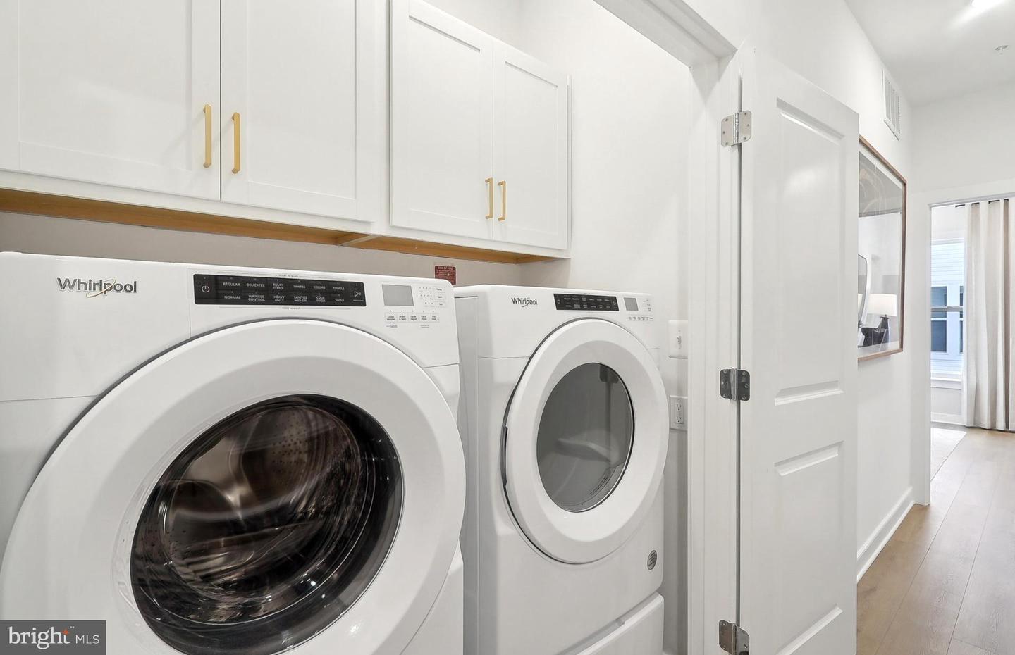 42619 BLACK ANGUS DR, ASHBURN, Virginia 20148, 3 Bedrooms Bedrooms, ,3 BathroomsBathrooms,Residential,For sale,42619 BLACK ANGUS DR,VALO2117502 MLS # VALO2117502