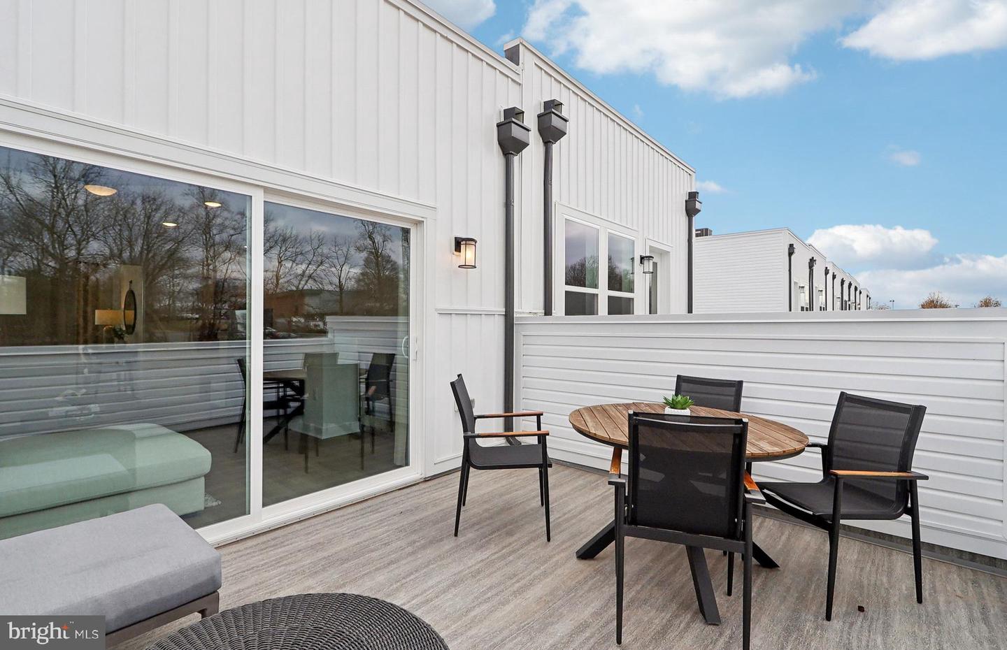 42619 BLACK ANGUS DR, ASHBURN, Virginia 20148, 3 Bedrooms Bedrooms, ,3 BathroomsBathrooms,Residential,For sale,42619 BLACK ANGUS DR,VALO2117502 MLS # VALO2117502