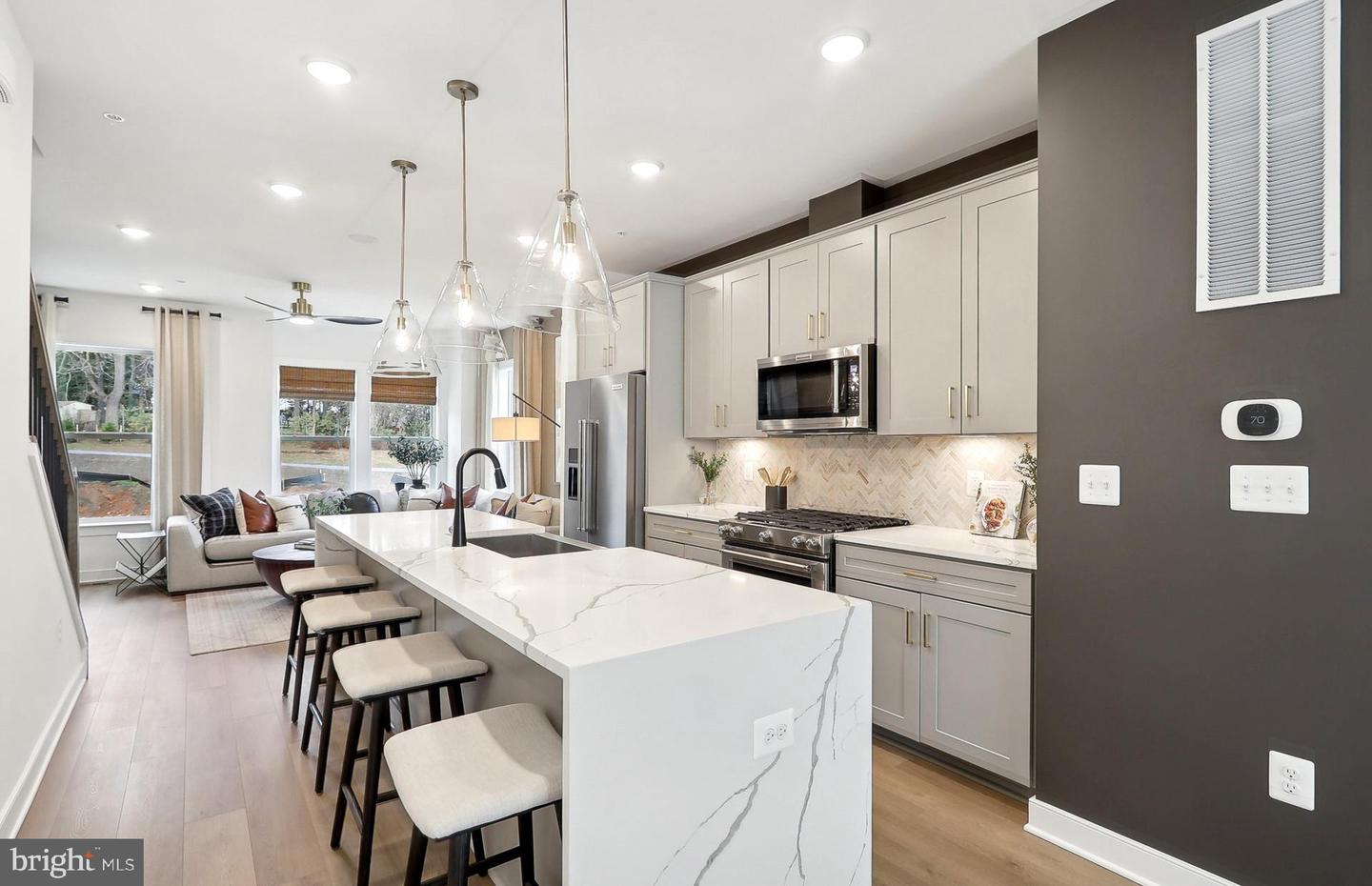 42619 BLACK ANGUS DR, ASHBURN, Virginia 20148, 3 Bedrooms Bedrooms, ,3 BathroomsBathrooms,Residential,For sale,42619 BLACK ANGUS DR,VALO2117502 MLS # VALO2117502