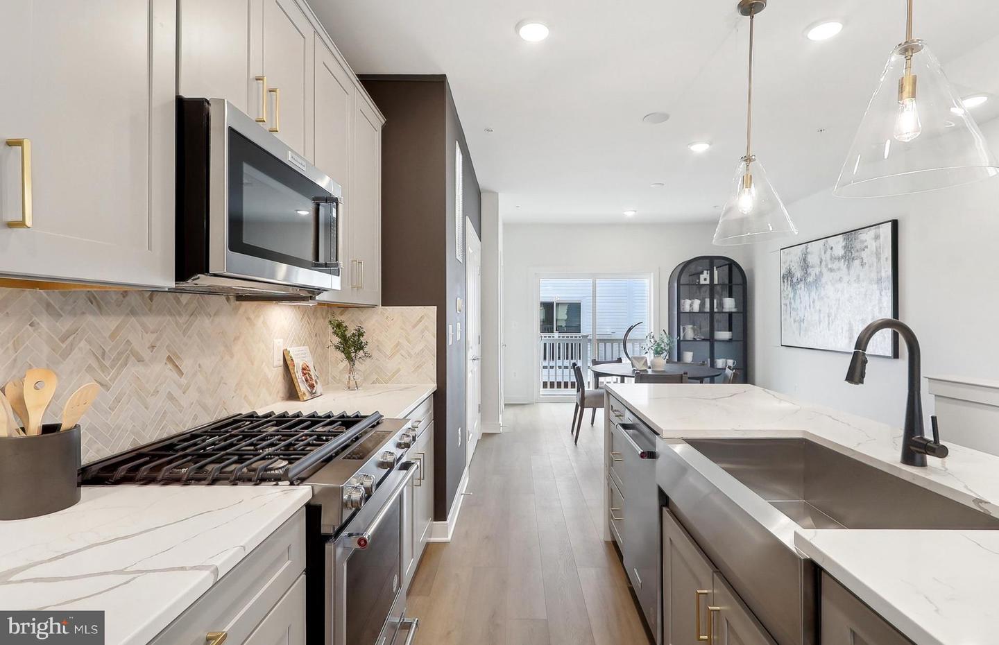 42619 BLACK ANGUS DR, ASHBURN, Virginia 20148, 3 Bedrooms Bedrooms, ,3 BathroomsBathrooms,Residential,For sale,42619 BLACK ANGUS DR,VALO2117502 MLS # VALO2117502