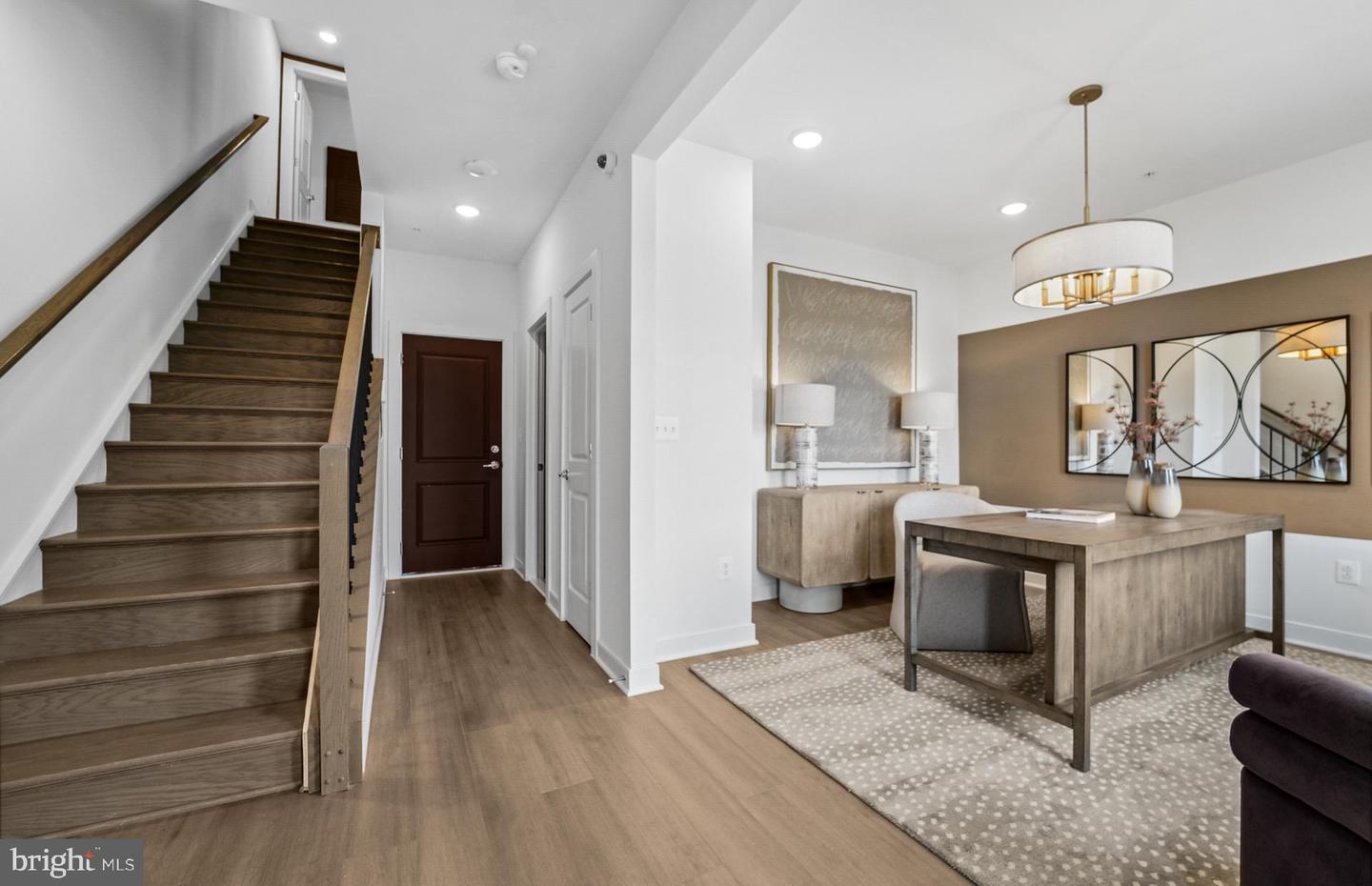 42621 BLACK ANGUS DR, ASHBURN, Virginia 20148, 3 Bedrooms Bedrooms, ,2 BathroomsBathrooms,Residential,For sale,42621 BLACK ANGUS DR,VALO2117514 MLS # VALO2117514