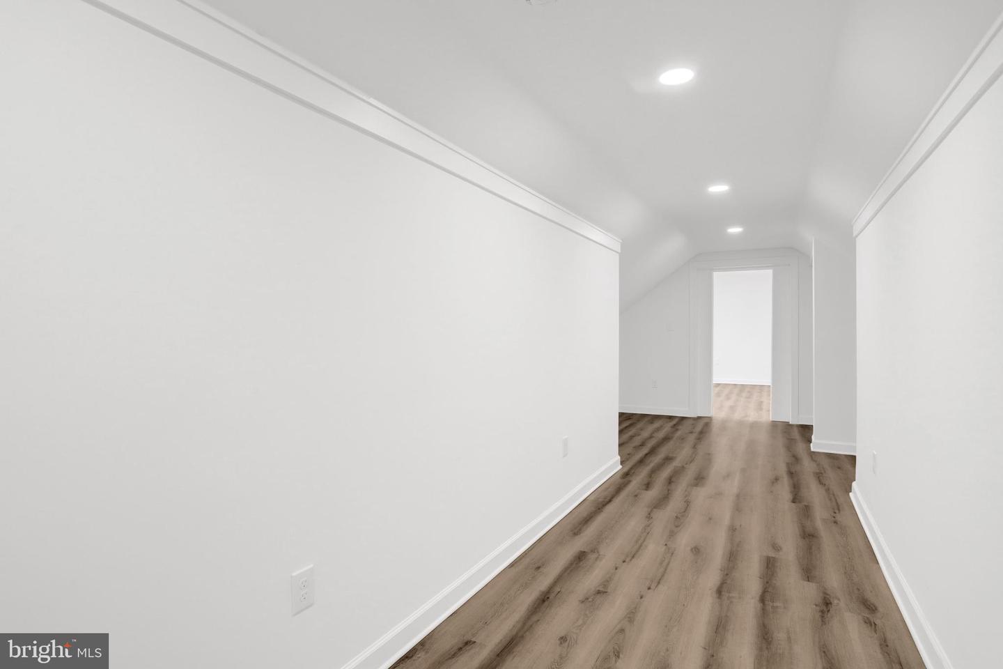 4816 EDWARDS ST, ALEXANDRIA, Virginia 22312, 4 Bedrooms Bedrooms, ,4 BathroomsBathrooms,Residential,For sale,4816 EDWARDS ST,VAFX2294490 MLS # VAFX2294490