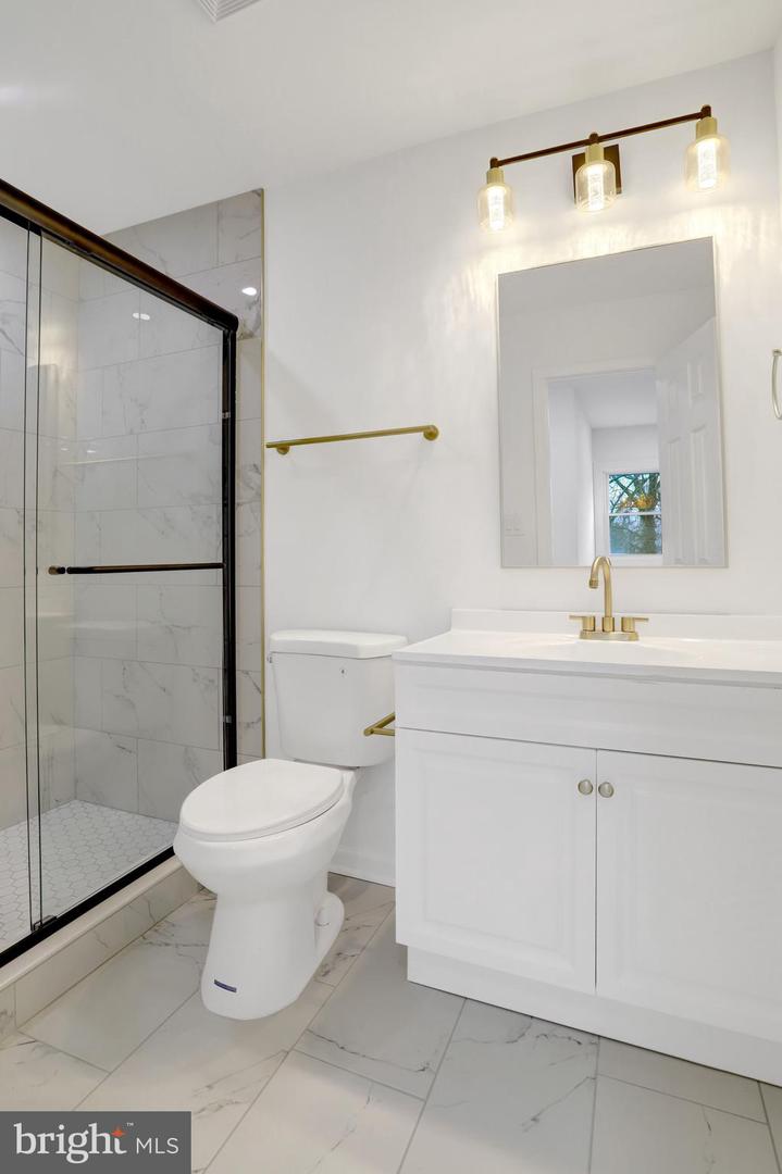 4816 EDWARDS ST, ALEXANDRIA, Virginia 22312, 4 Bedrooms Bedrooms, ,4 BathroomsBathrooms,Residential,For sale,4816 EDWARDS ST,VAFX2294490 MLS # VAFX2294490