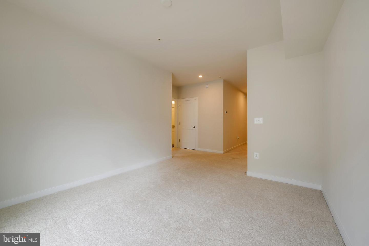 203-A PARK CENTRAL TER, MANASSAS PARK, Virginia 20111, 2 Bedrooms Bedrooms, ,2 BathroomsBathrooms,Residential,For sale,203-A PARK CENTRAL TER,VAMP2003756 MLS # VAMP2003756