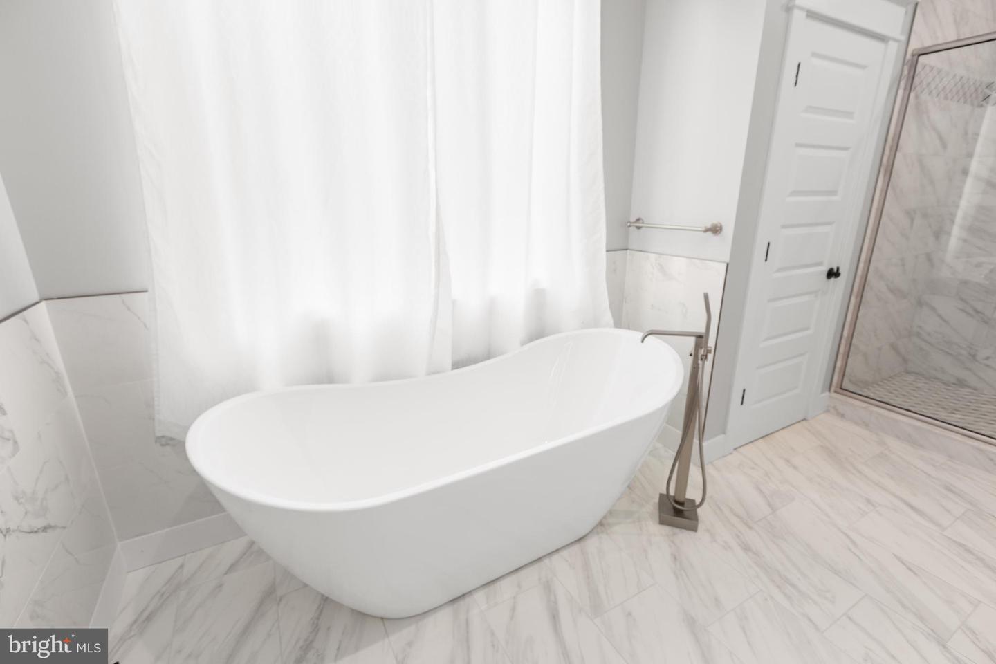 11601 TURMAN MEWS WAY, LOCUST GROVE, Virginia 22508, 7 Bedrooms Bedrooms, ,4 BathroomsBathrooms,Residential,For sale,11601 TURMAN MEWS WAY,VASP2035358 MLS # VASP2035358