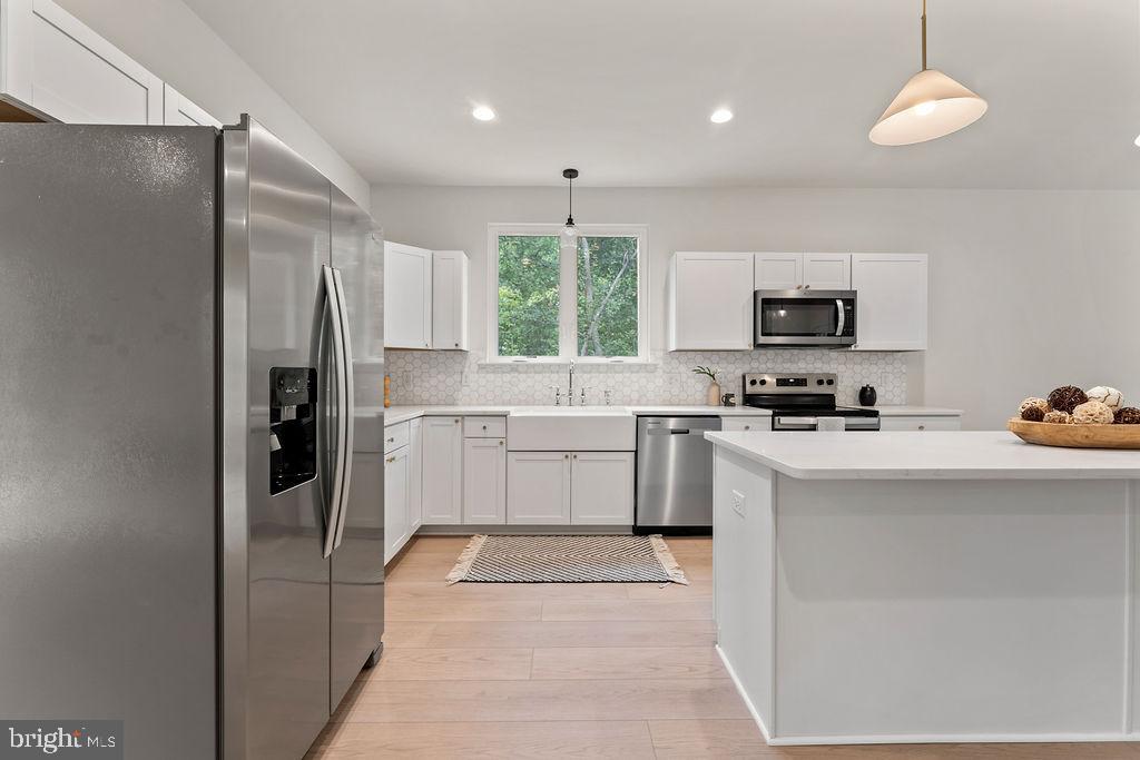 515 CONSTITUTION BLVD, LOCUST GROVE, Virginia 22508, 4 Bedrooms Bedrooms, 7 Rooms Rooms,2 BathroomsBathrooms,Residential,For sale,515 CONSTITUTION BLVD,VAOR2010604 MLS # VAOR2010604