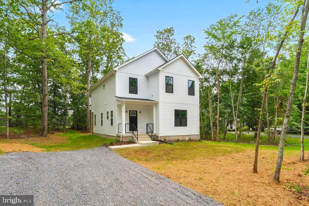 515 CONSTITUTION BLVD, LOCUST GROVE, Virginia 22508, 4 Bedrooms Bedrooms, 7 Rooms Rooms,2 BathroomsBathrooms,Residential,For sale,515 CONSTITUTION BLVD,VAOR2010604 MLS # VAOR2010604