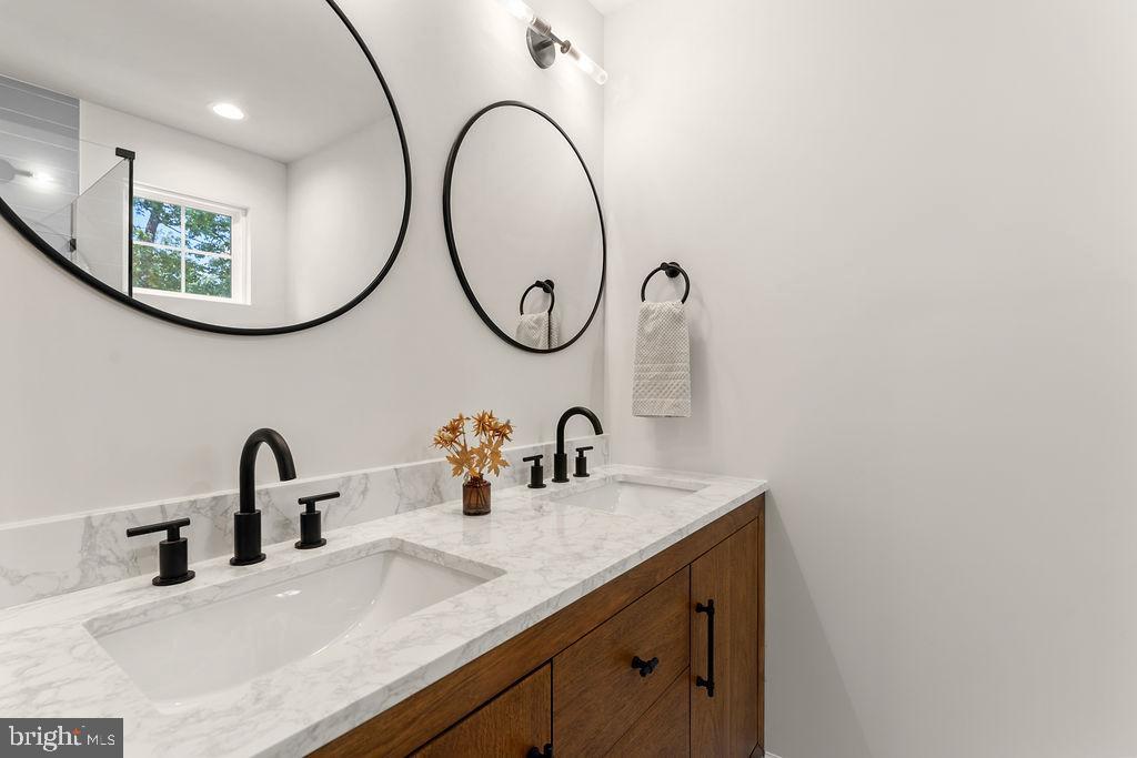 515 CONSTITUTION BLVD, LOCUST GROVE, Virginia 22508, 4 Bedrooms Bedrooms, 7 Rooms Rooms,2 BathroomsBathrooms,Residential,For sale,515 CONSTITUTION BLVD,VAOR2010604 MLS # VAOR2010604