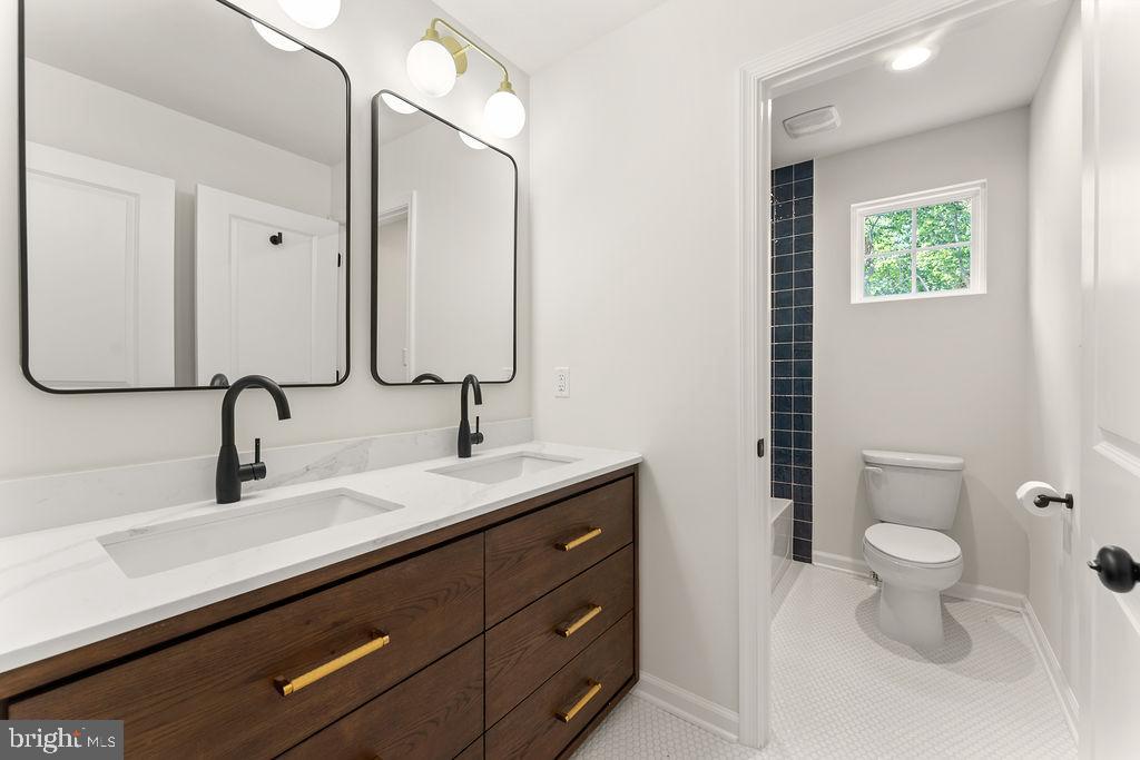 515 CONSTITUTION BLVD, LOCUST GROVE, Virginia 22508, 4 Bedrooms Bedrooms, 7 Rooms Rooms,2 BathroomsBathrooms,Residential,For sale,515 CONSTITUTION BLVD,VAOR2010604 MLS # VAOR2010604