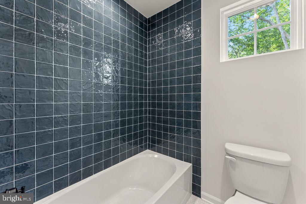 515 CONSTITUTION BLVD, LOCUST GROVE, Virginia 22508, 4 Bedrooms Bedrooms, 7 Rooms Rooms,2 BathroomsBathrooms,Residential,For sale,515 CONSTITUTION BLVD,VAOR2010604 MLS # VAOR2010604