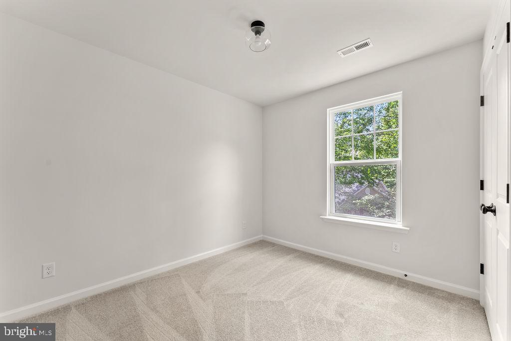 515 CONSTITUTION BLVD, LOCUST GROVE, Virginia 22508, 4 Bedrooms Bedrooms, 7 Rooms Rooms,2 BathroomsBathrooms,Residential,For sale,515 CONSTITUTION BLVD,VAOR2010604 MLS # VAOR2010604