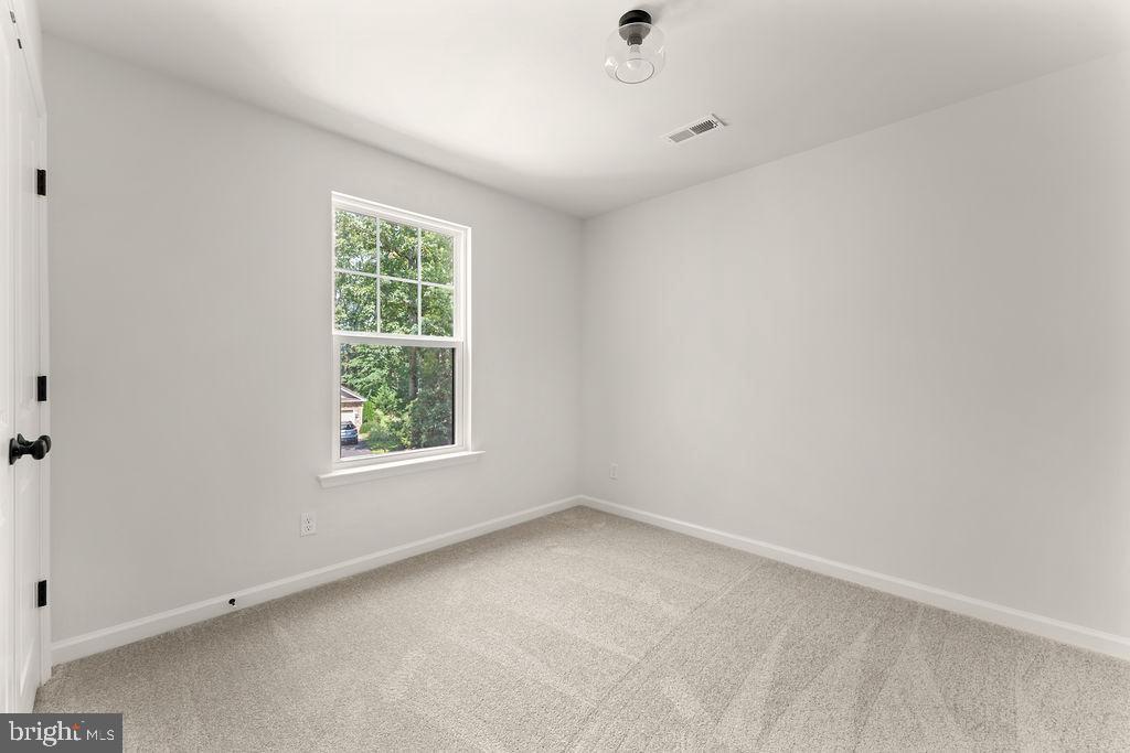 515 CONSTITUTION BLVD, LOCUST GROVE, Virginia 22508, 4 Bedrooms Bedrooms, 7 Rooms Rooms,2 BathroomsBathrooms,Residential,For sale,515 CONSTITUTION BLVD,VAOR2010604 MLS # VAOR2010604