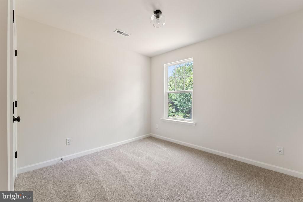 515 CONSTITUTION BLVD, LOCUST GROVE, Virginia 22508, 4 Bedrooms Bedrooms, 7 Rooms Rooms,2 BathroomsBathrooms,Residential,For sale,515 CONSTITUTION BLVD,VAOR2010604 MLS # VAOR2010604