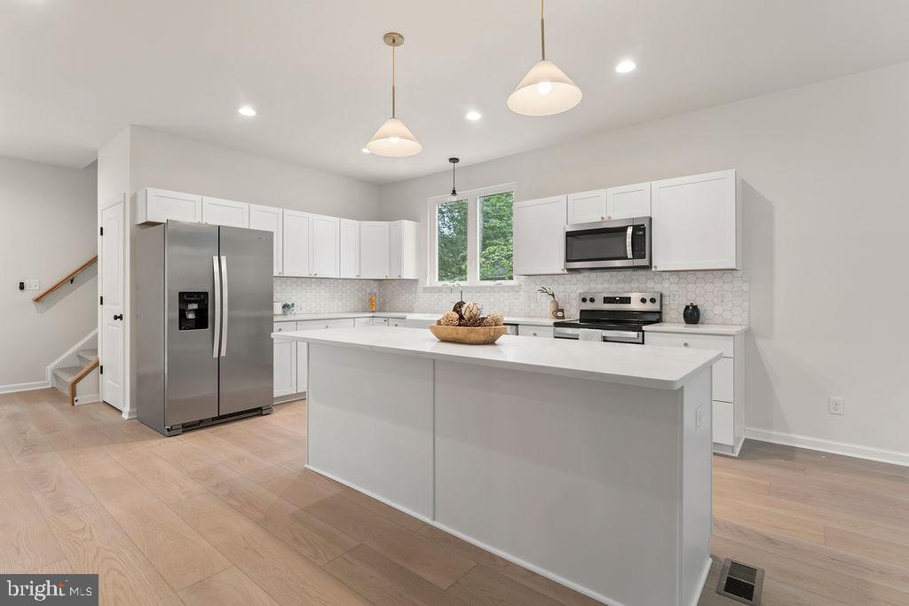 515 CONSTITUTION BLVD, LOCUST GROVE, Virginia 22508, 4 Bedrooms Bedrooms, 7 Rooms Rooms,2 BathroomsBathrooms,Residential,For sale,515 CONSTITUTION BLVD,VAOR2010604 MLS # VAOR2010604