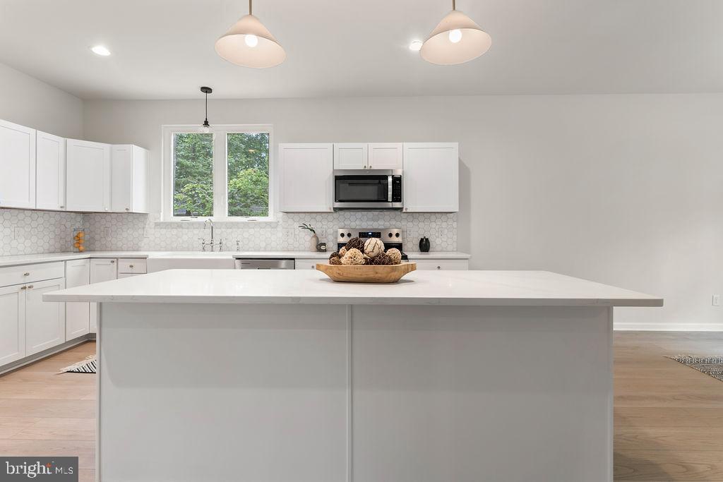 515 CONSTITUTION BLVD, LOCUST GROVE, Virginia 22508, 4 Bedrooms Bedrooms, 7 Rooms Rooms,2 BathroomsBathrooms,Residential,For sale,515 CONSTITUTION BLVD,VAOR2010604 MLS # VAOR2010604