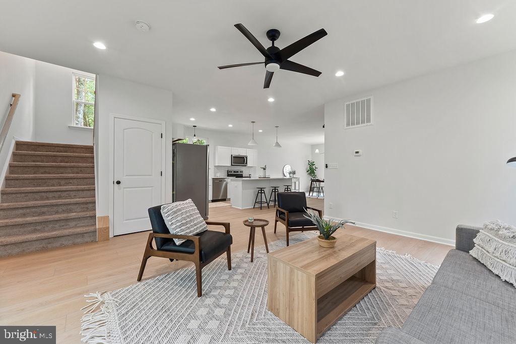 109 ASPEN CT, LOCUST GROVE, Virginia 22508, 4 Bedrooms Bedrooms, ,2 BathroomsBathrooms,Residential,For sale,109 ASPEN CT,VAOR2012444 MLS # VAOR2012444