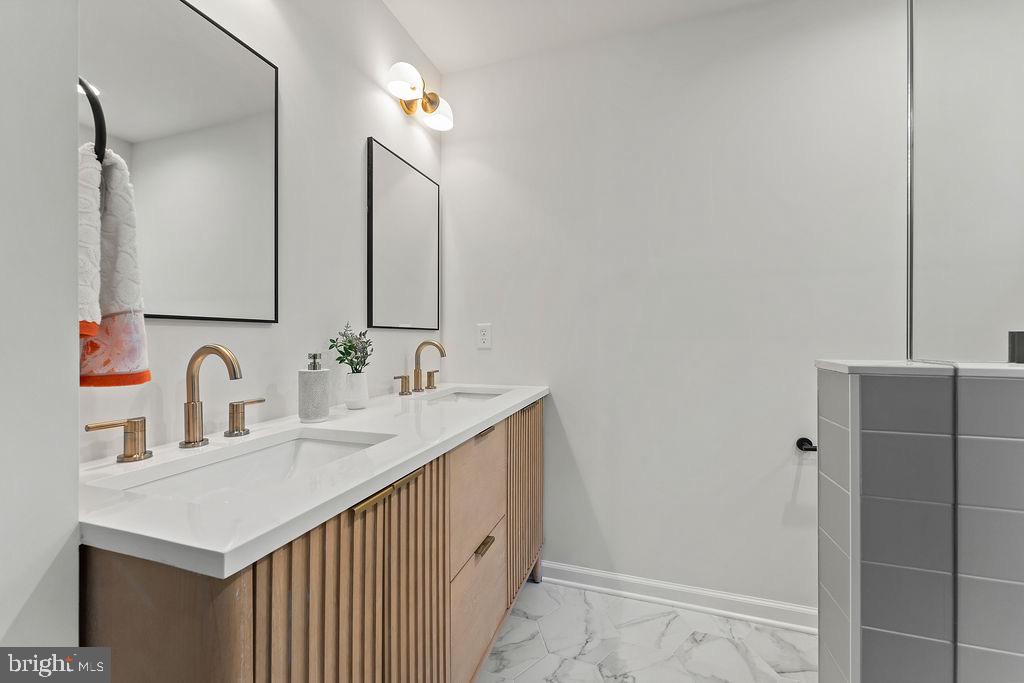 109 ASPEN CT, LOCUST GROVE, Virginia 22508, 4 Bedrooms Bedrooms, ,2 BathroomsBathrooms,Residential,For sale,109 ASPEN CT,VAOR2012444 MLS # VAOR2012444