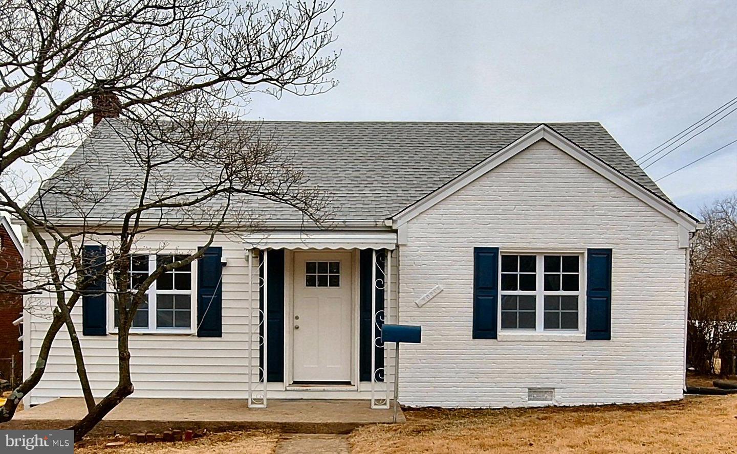 2020 S POLLARD ST, ARLINGTON, Virginia 22204, 2 Bedrooms Bedrooms, 5 Rooms Rooms,1 BathroomBathrooms,Residential,For sale,2020 S POLLARD ST,VAAR2065618 MLS # VAAR2065618