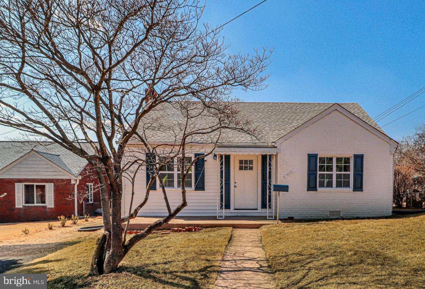 2020 S POLLARD ST, ARLINGTON, Virginia 22204, 2 Bedrooms Bedrooms, 5 Rooms Rooms,1 BathroomBathrooms,Residential,For sale,2020 S POLLARD ST,VAAR2065618 MLS # VAAR2065618