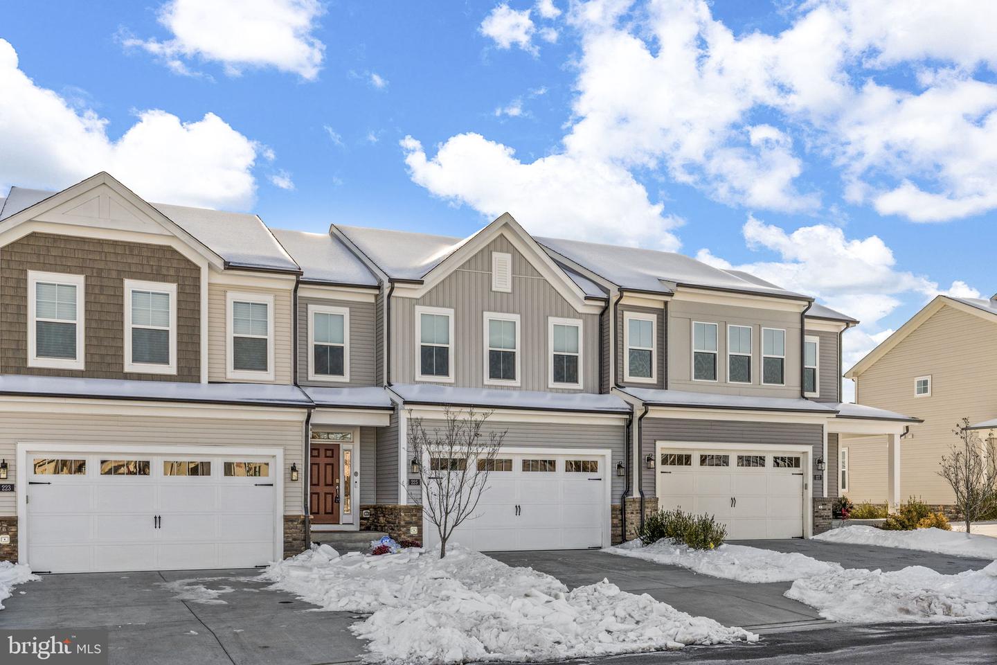 225 SMOKEBUSH DR, STAFFORD, Virginia 22554, 4 Bedrooms Bedrooms, ,3 BathroomsBathrooms,Residential,For sale,225 SMOKEBUSH DR,VAST2045492 MLS # VAST2045492