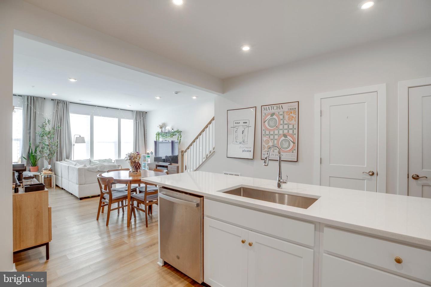 4614 OLIVINE DR #85, CHANTILLY, Virginia 20151, 3 Bedrooms Bedrooms, ,2 BathroomsBathrooms,Residential,For sale,4614 OLIVINE DR #85,VAFX2289272 MLS # VAFX2289272