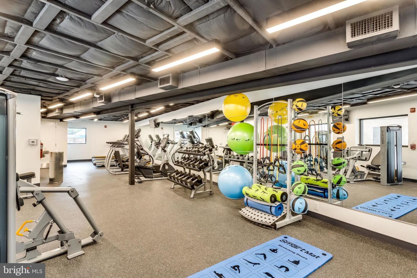 3800 FAIRFAX DR #213, ARLINGTON, Virginia 22203, 2 Bedrooms Bedrooms, ,2 BathroomsBathrooms,Residential,For sale,3800 FAIRFAX DR #213,VAAR2069538 MLS # VAAR2069538