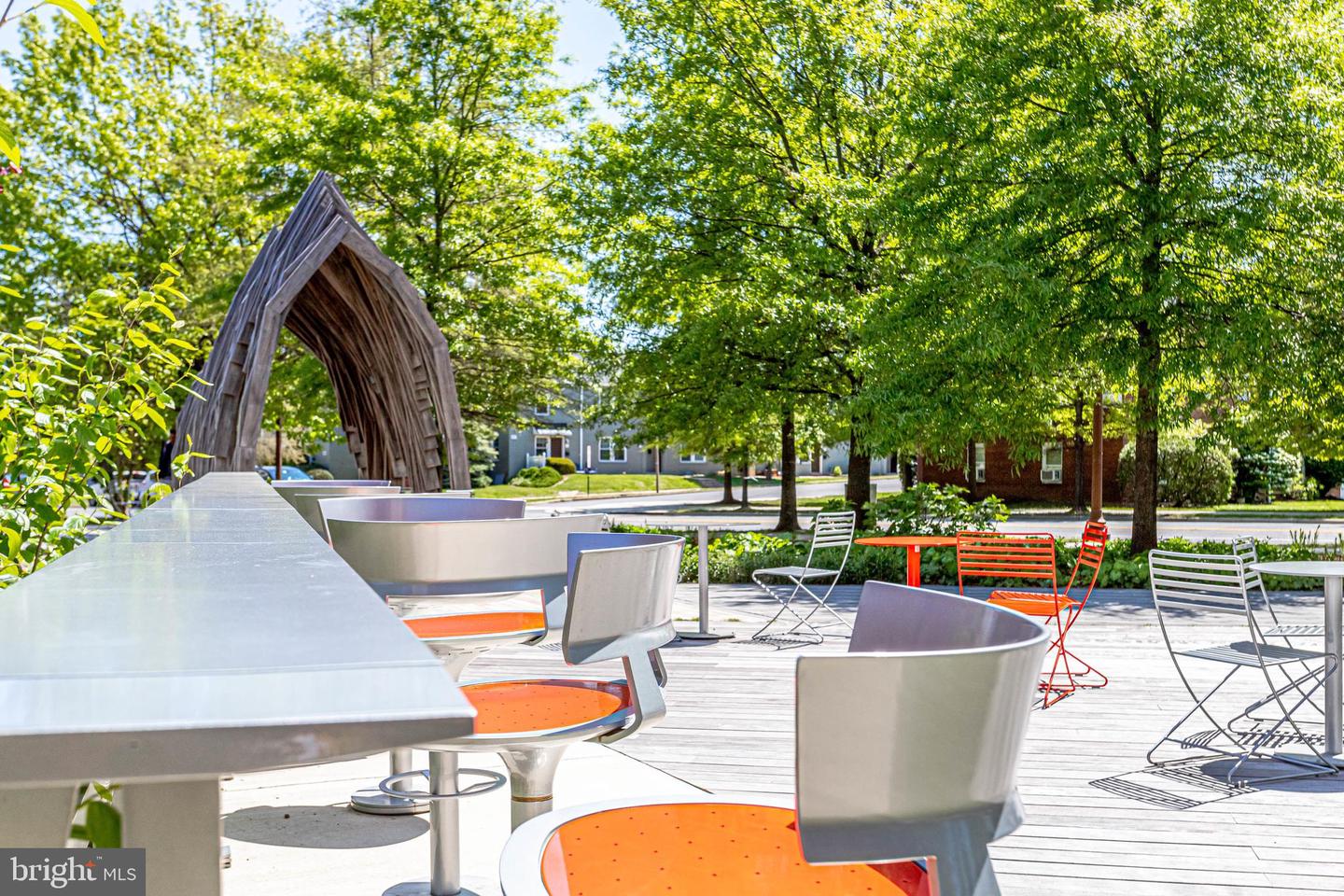 3800 FAIRFAX DR #213, ARLINGTON, Virginia 22203, 2 Bedrooms Bedrooms, ,2 BathroomsBathrooms,Residential,For sale,3800 FAIRFAX DR #213,VAAR2069538 MLS # VAAR2069538