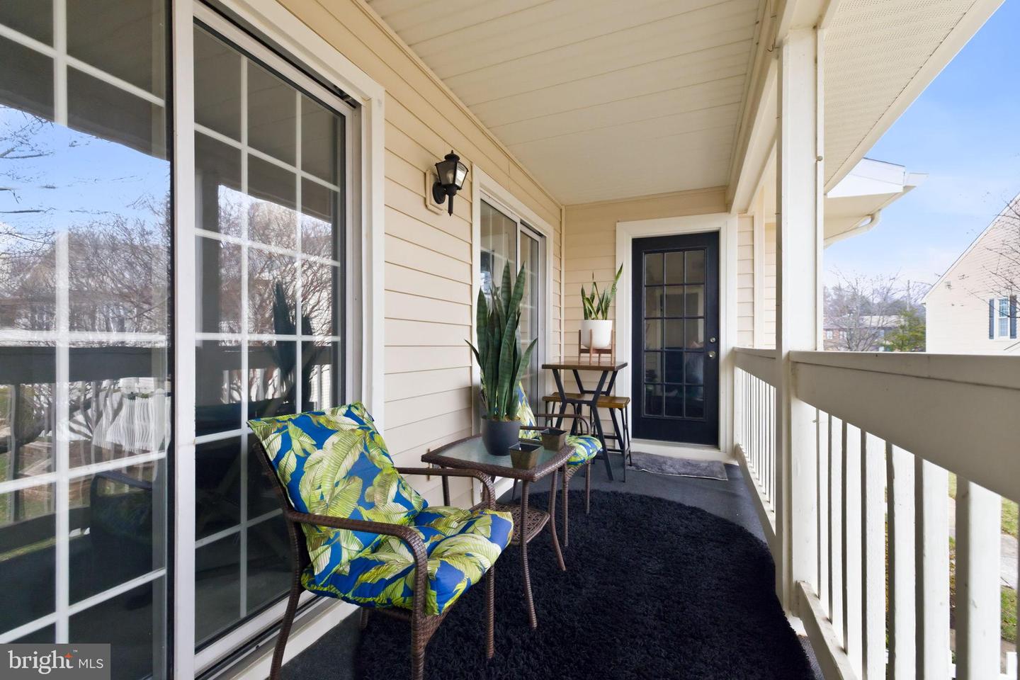 10208-C ASHBROOKE CT #19, OAKTON, Virginia 22124, 2 Bedrooms Bedrooms, 5 Rooms Rooms,2 BathroomsBathrooms,Residential,For sale,10208-C ASHBROOKE CT #19,VAFX2293732 MLS # VAFX2293732