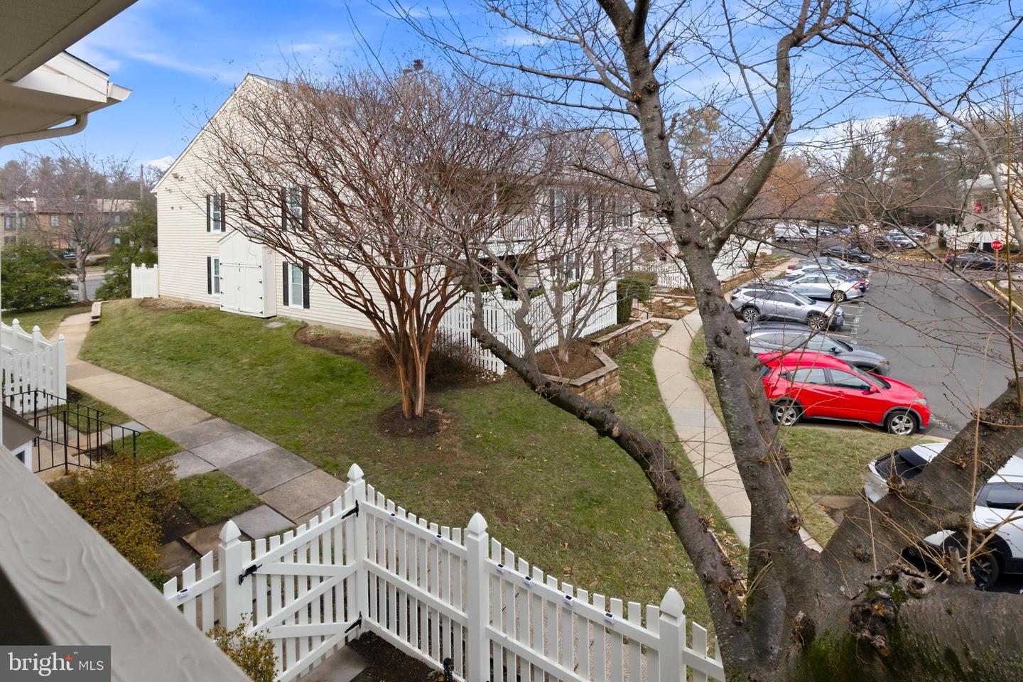 10208-C ASHBROOKE CT #19, OAKTON, Virginia 22124, 2 Bedrooms Bedrooms, 5 Rooms Rooms,2 BathroomsBathrooms,Residential,For sale,10208-C ASHBROOKE CT #19,VAFX2293732 MLS # VAFX2293732